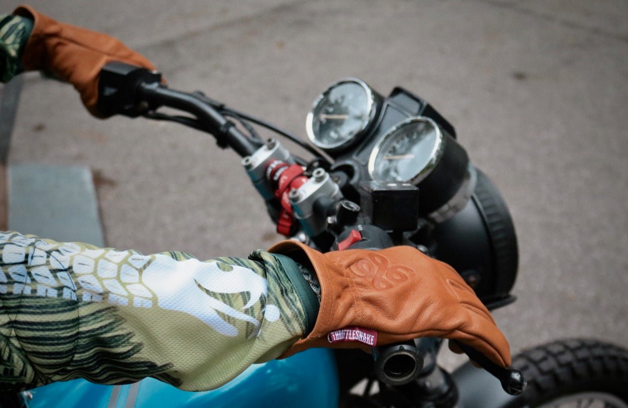 Cognac Buffalo Gloves † Road Roamer - THROTTLESNAKE